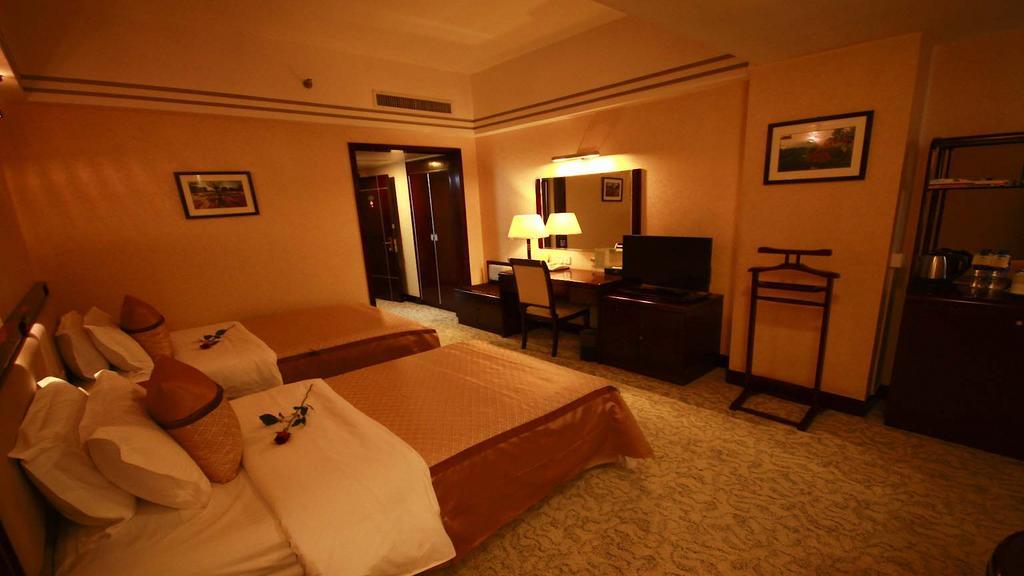 Kunming Zhongyu Hotel Exterior foto